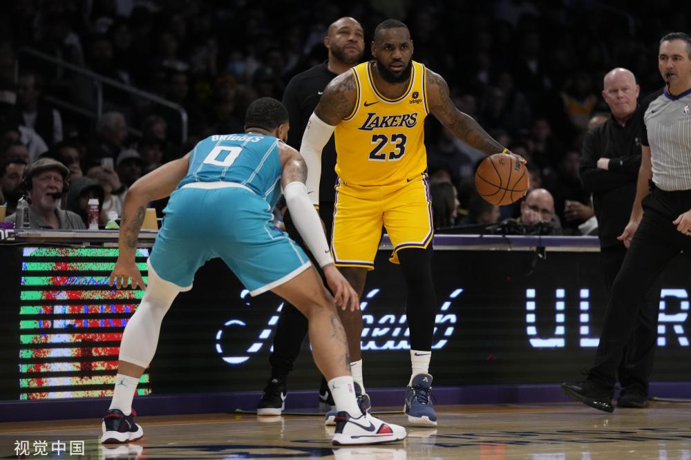 如果这些足球运动员出生在香港（假如这些足球运动员生于香港）